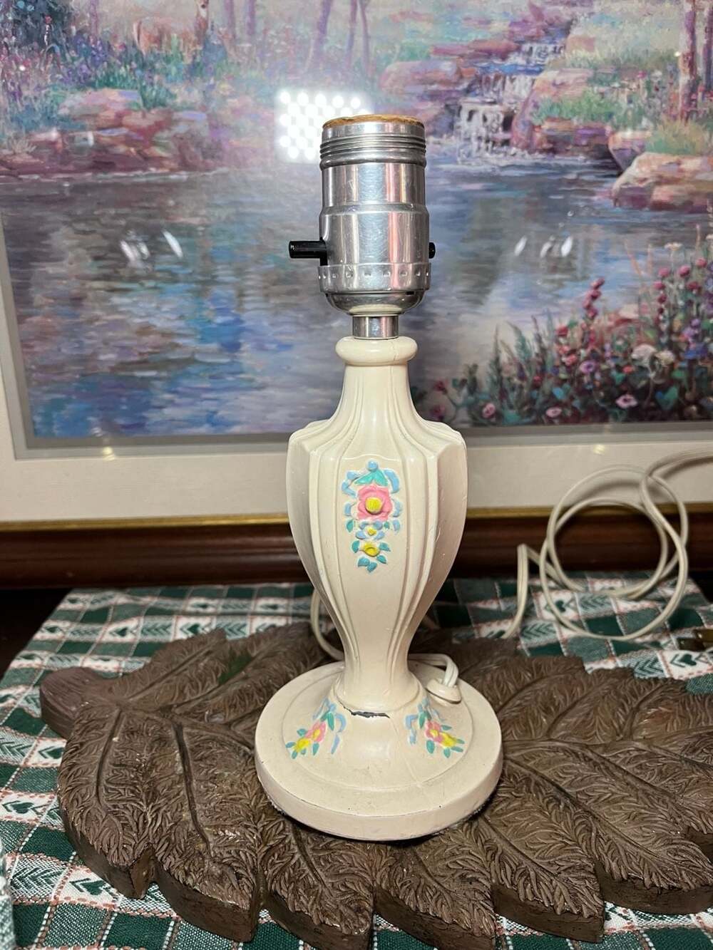 Vintage Hand-Painted Floral Porcelain Boudoir Table Lamp